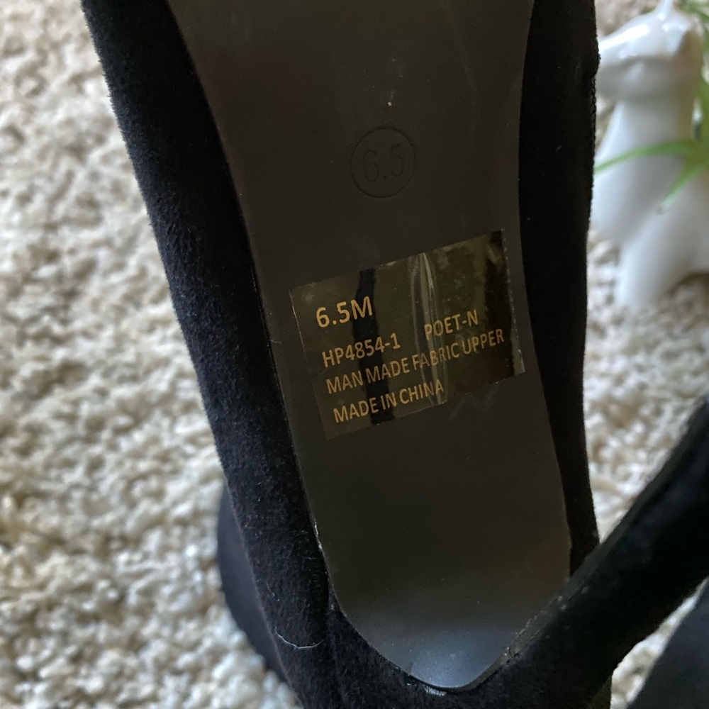 Absolutely stunning pointed toe diamond bejeweled black suade sexy eveni… - Picture 6 of 6